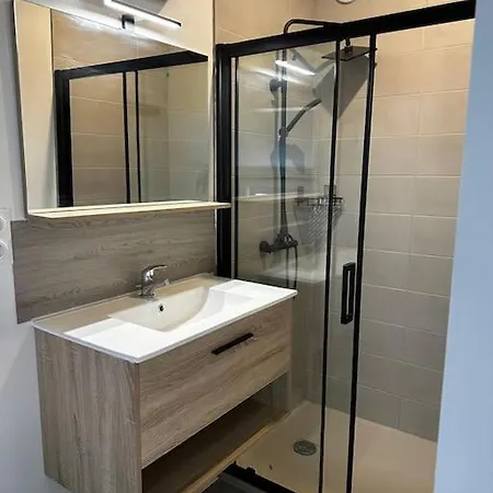 Apartment T3 Silencieux Plein Centre Parking Clim Patio *