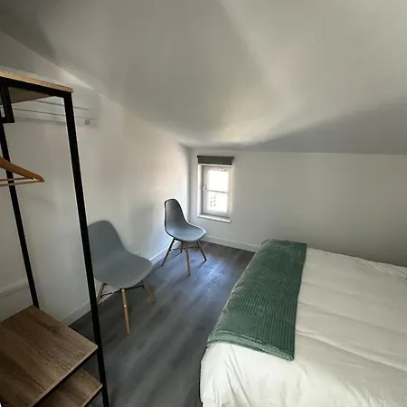 T3 Silencieux Plein Centre Parking Clim Patio Apartment Foix