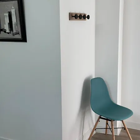 아파트 3 Pieces Silencieux Plein Centre Parking Clim Patio *